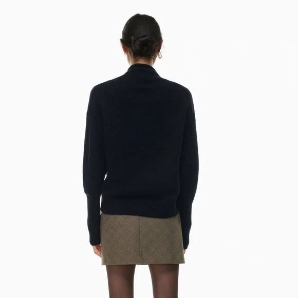 💕💜 Aritzia Wilfred Luxe 100% Cashmere Cyprie Mockneck Sweater Black XS EUC - Picture 2 of 10